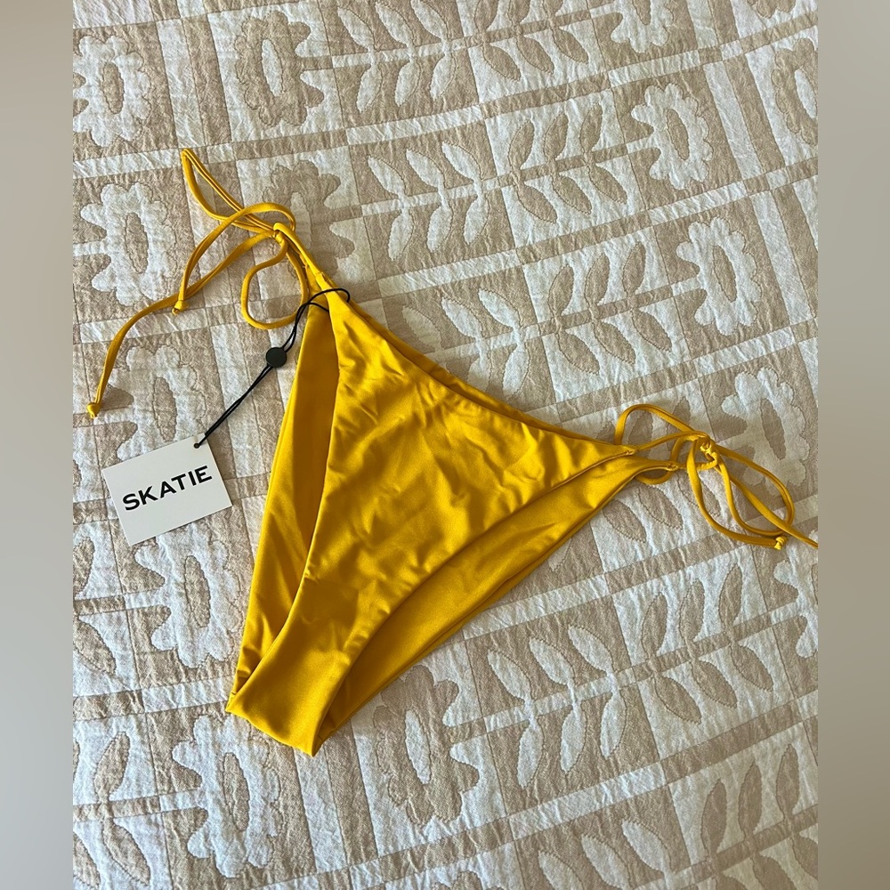 Skatie Vera bikini bottom- size medium, color is honey (yellow)